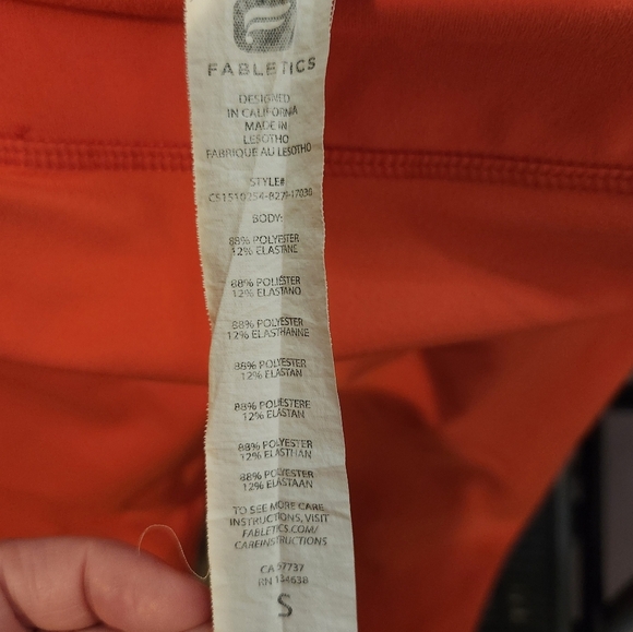 Fabletics Womens Neon Red/Orange Cropped Workout Leggings Size Small - Picture 6 of 6